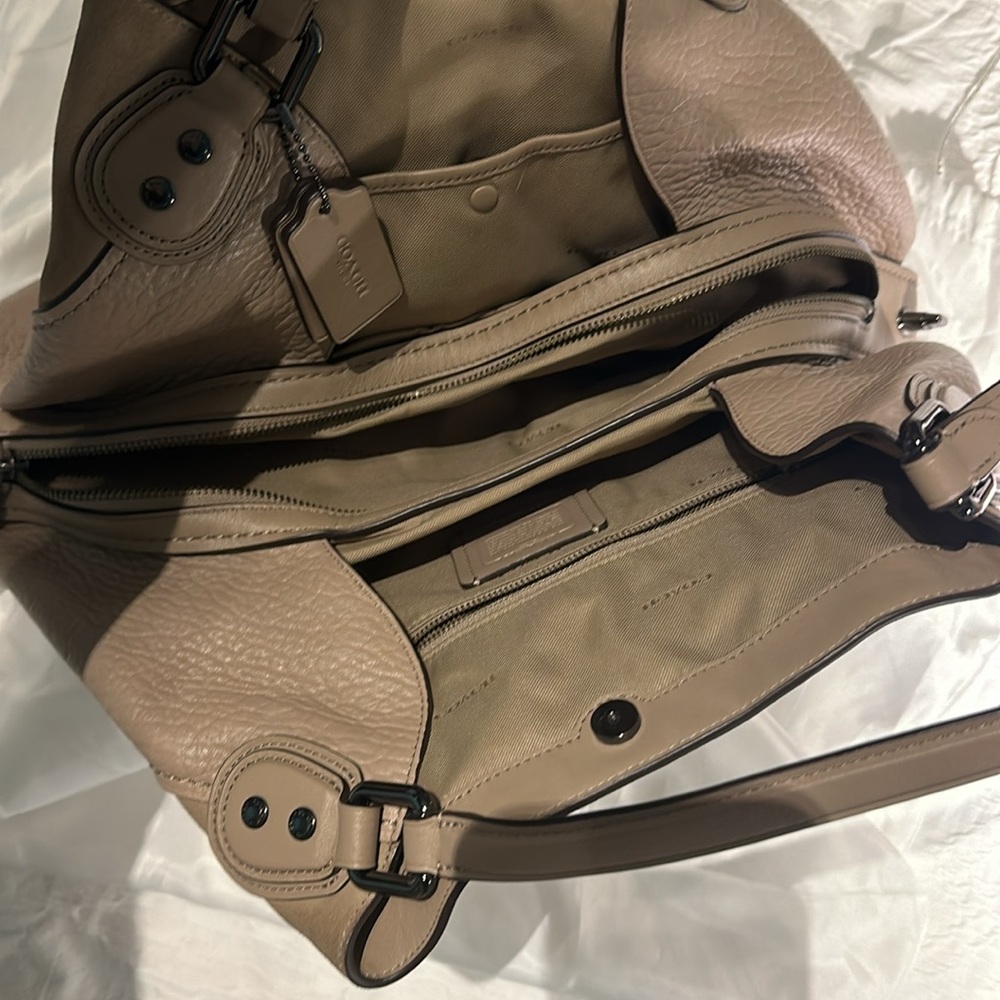 Coach Handbag - Picture 3 of 10
